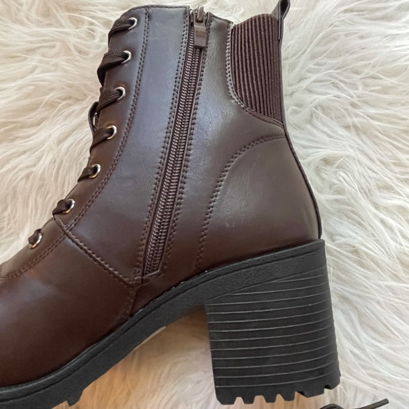 Espresso Lace Up Heeled Booties - Picture 14 of 16